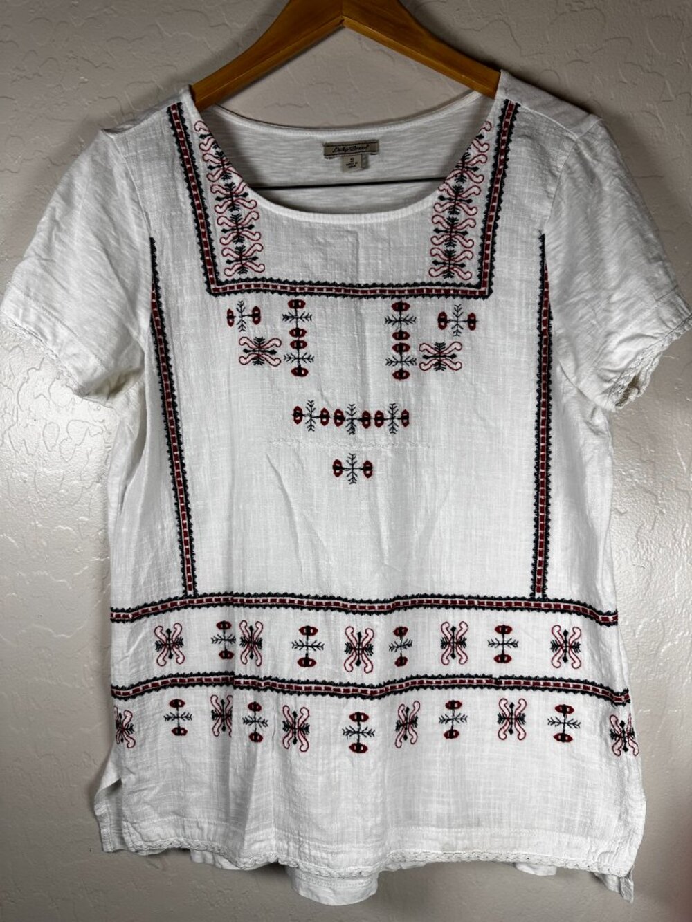 Lucky Brand White Red Black Embroidered Boho Top Small – Small Hole - Picture 2 of 11